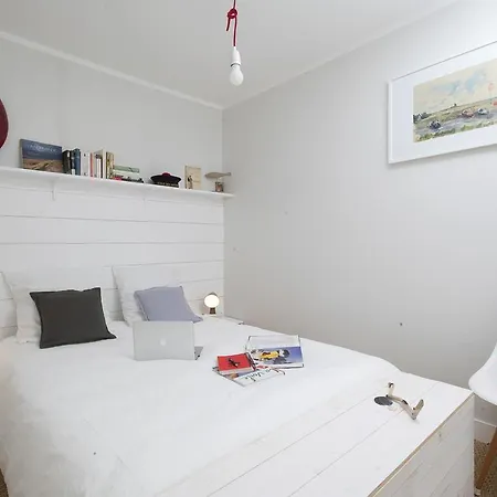 Du Apartment