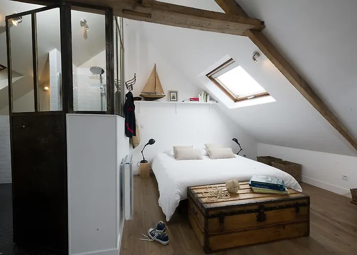 Du Port-en-Bessin-Huppain